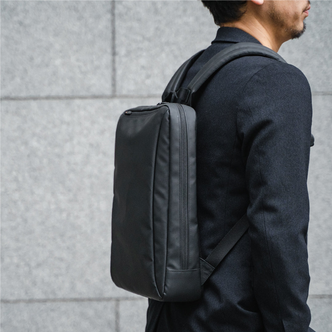 RAIZON slim backpack