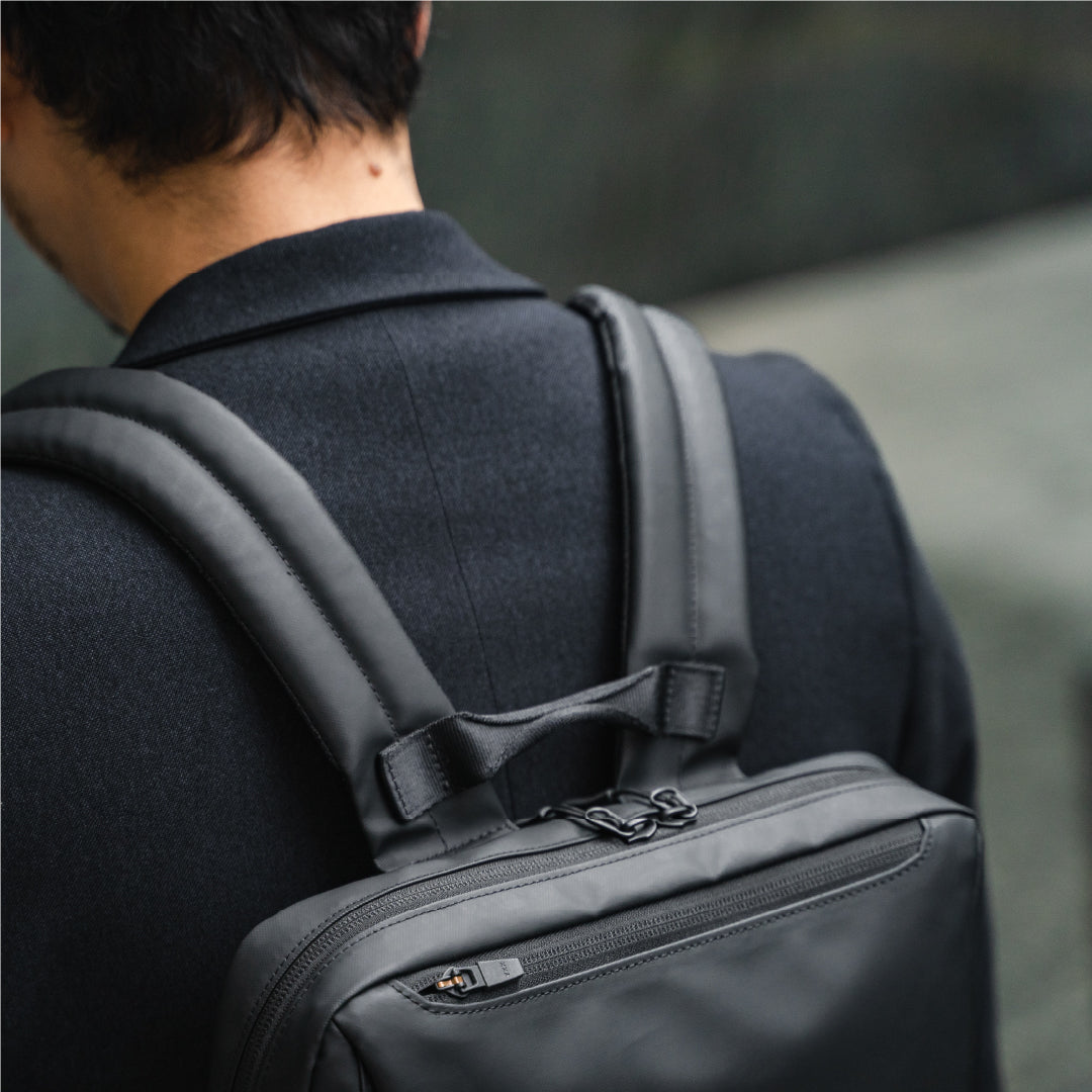 RAIZON slim backpack