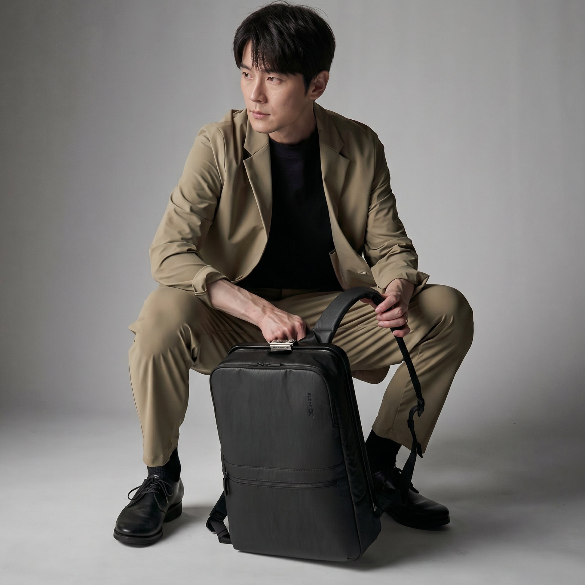 予約／8月発送予定】SquareⅡ ダレスバックパック – ARTPHERE online