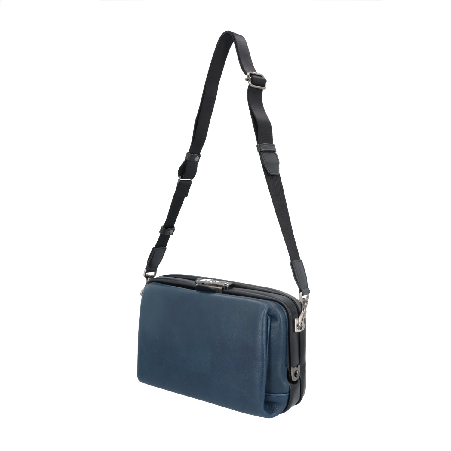 【予約／4月末発送】Tondo クアトロショルダープラス(イタリアンレザー)