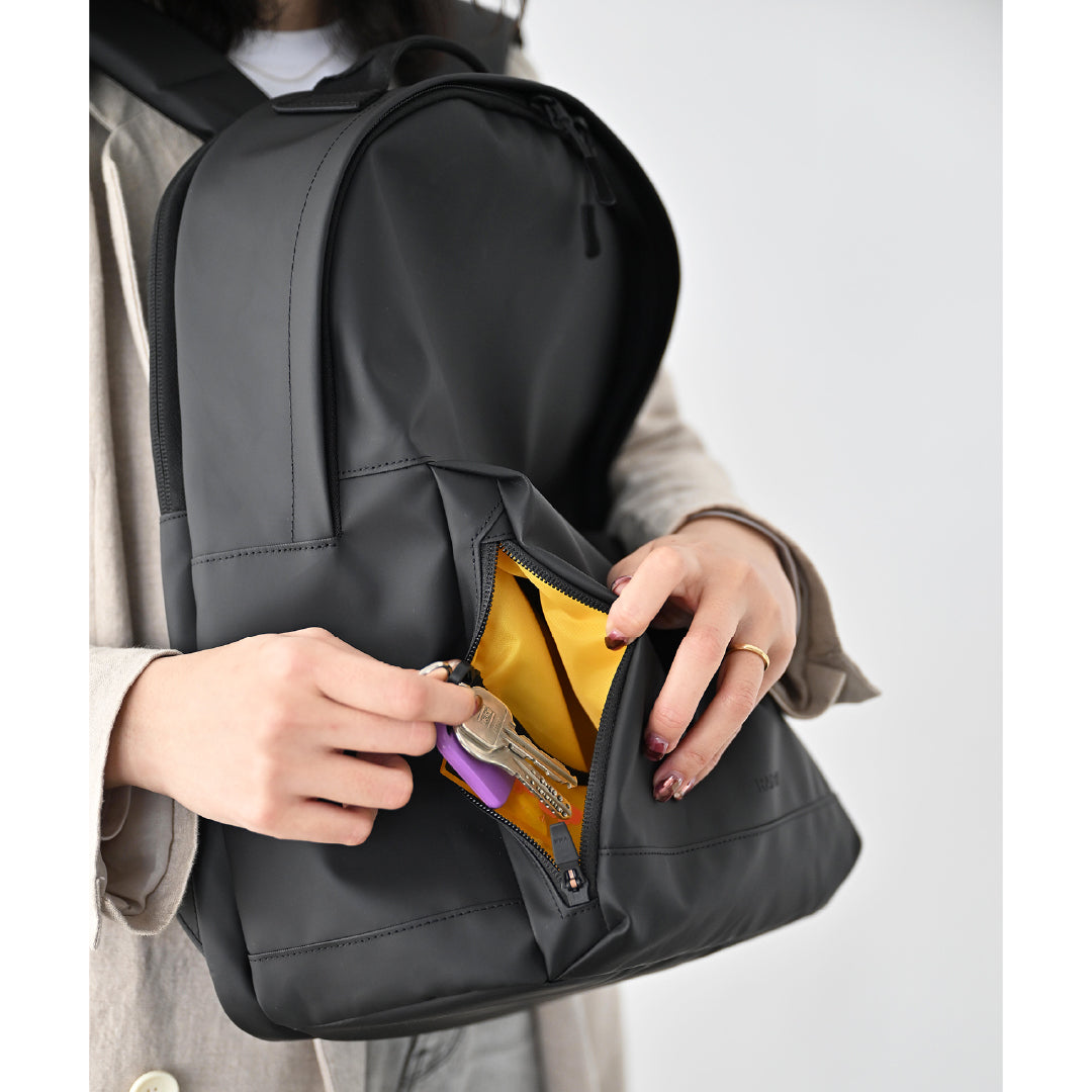 【新商品／シンプル／軽量】RAIZON デイパック