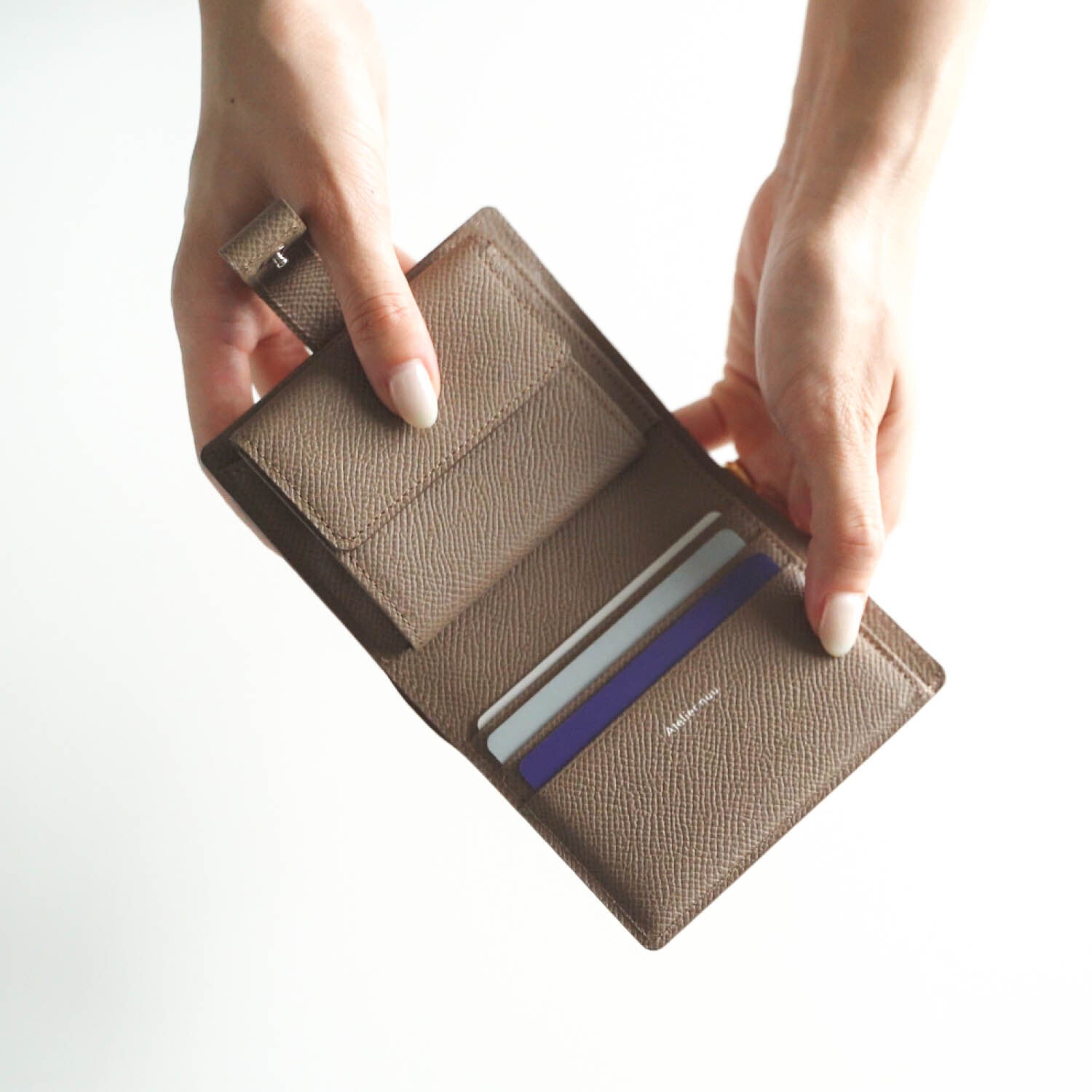 [NEW] noble bi-fold wallet blue x ice gray