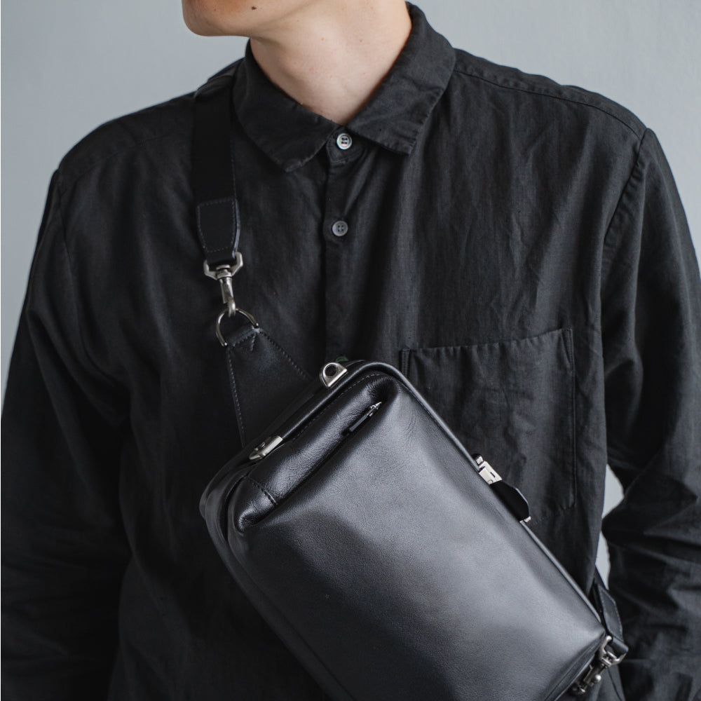 [NEW] Tondo Leather Quattro Shoulder Black