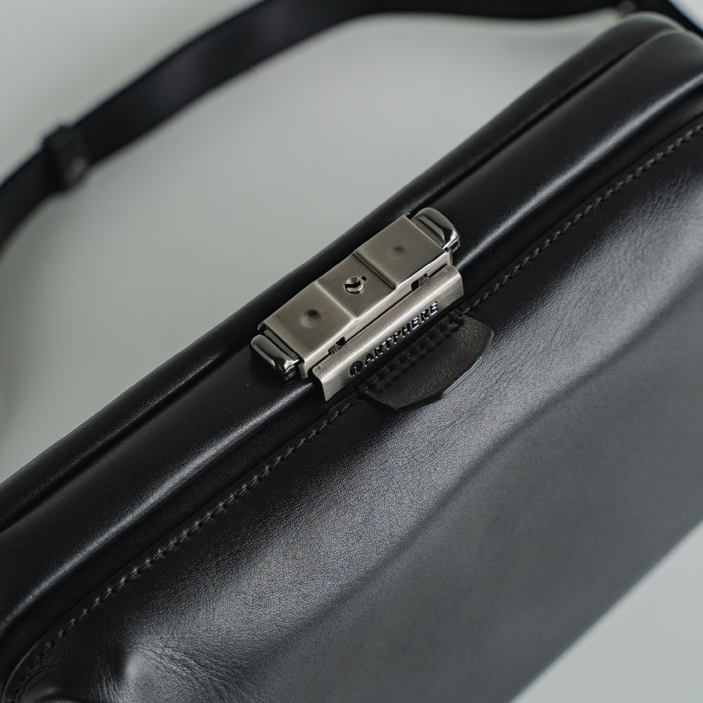 [NEW] Tondo Leather Quattro Shoulder Black