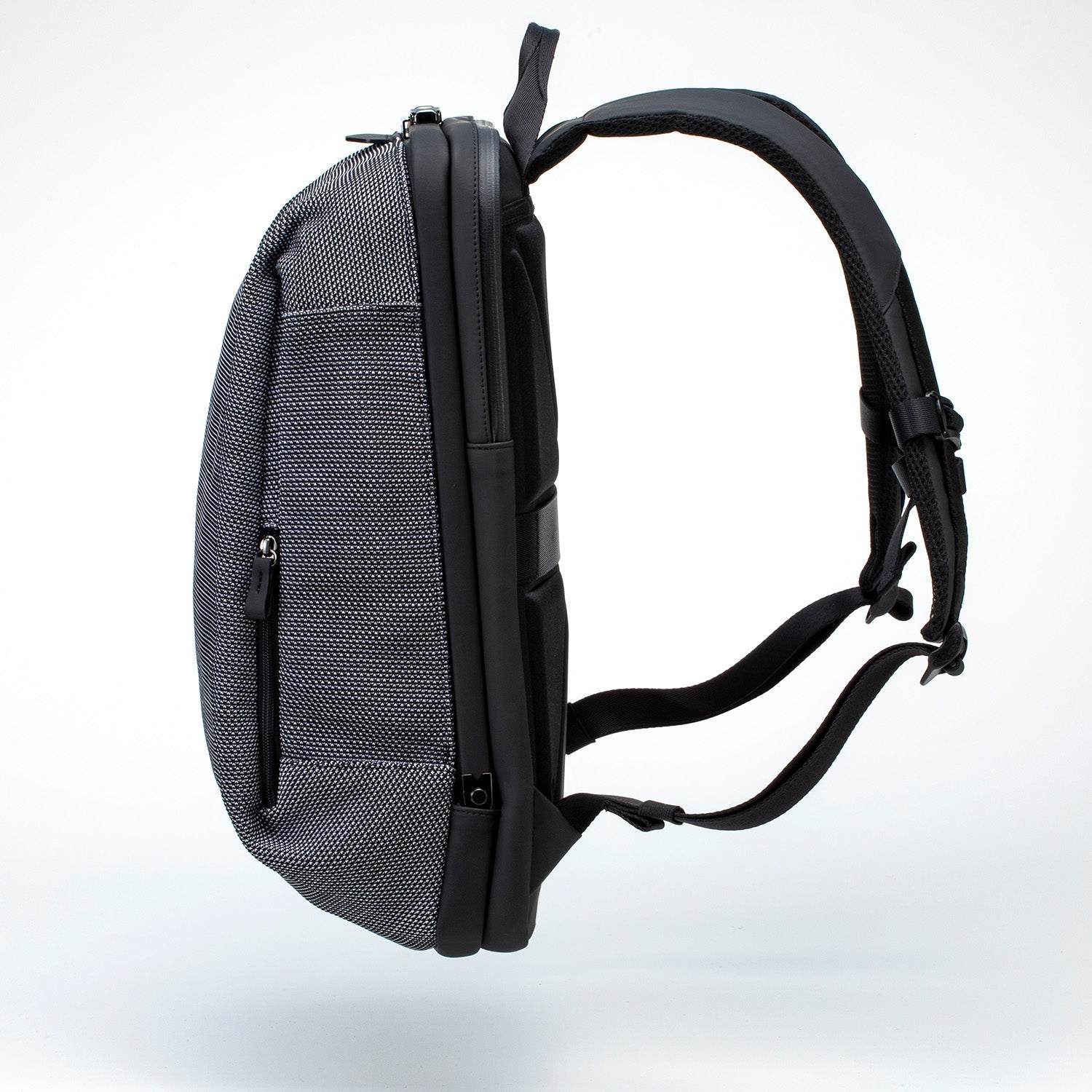 肩の負担を減らす次世代バックパック Tondo fit Lサイズ（最新モデル）