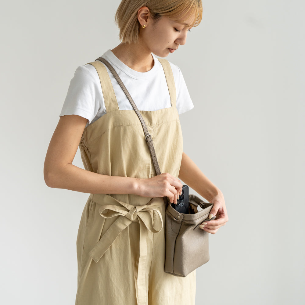 parcel mist ダレスポシェット