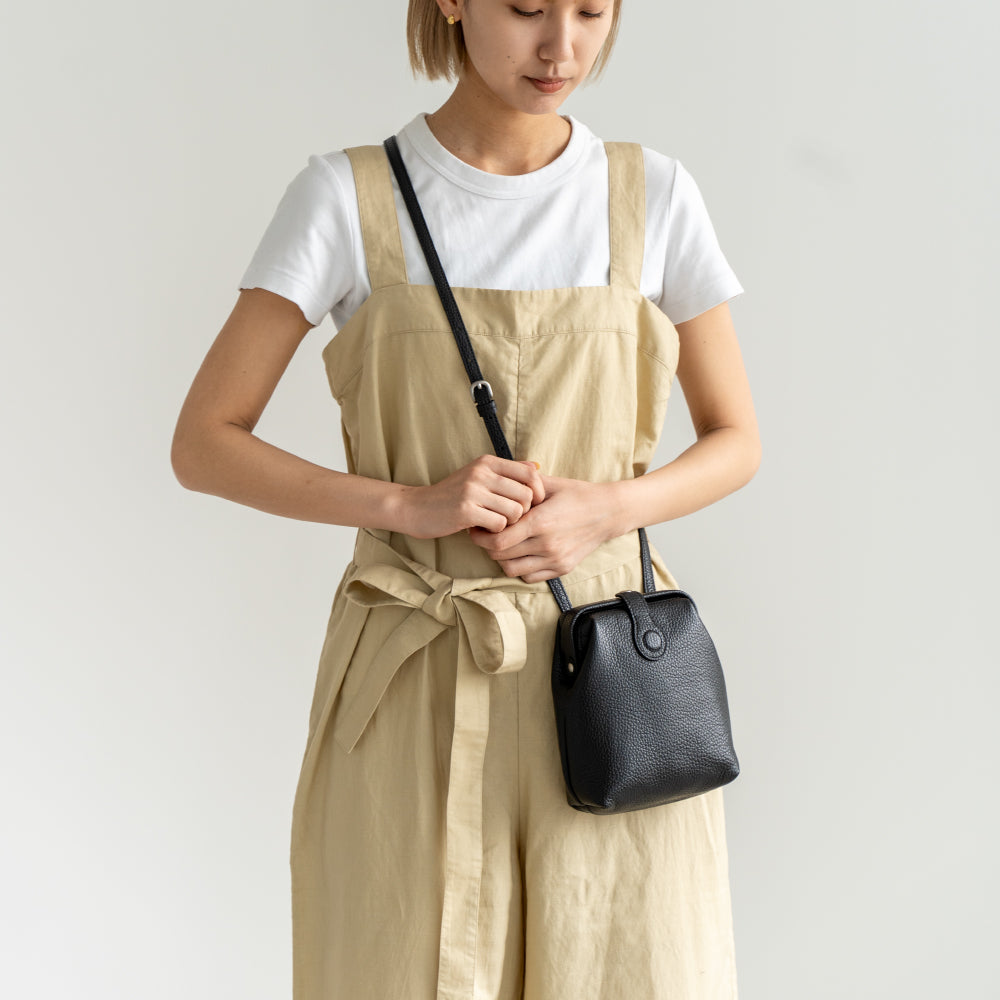 parcel mist ダレスポシェット