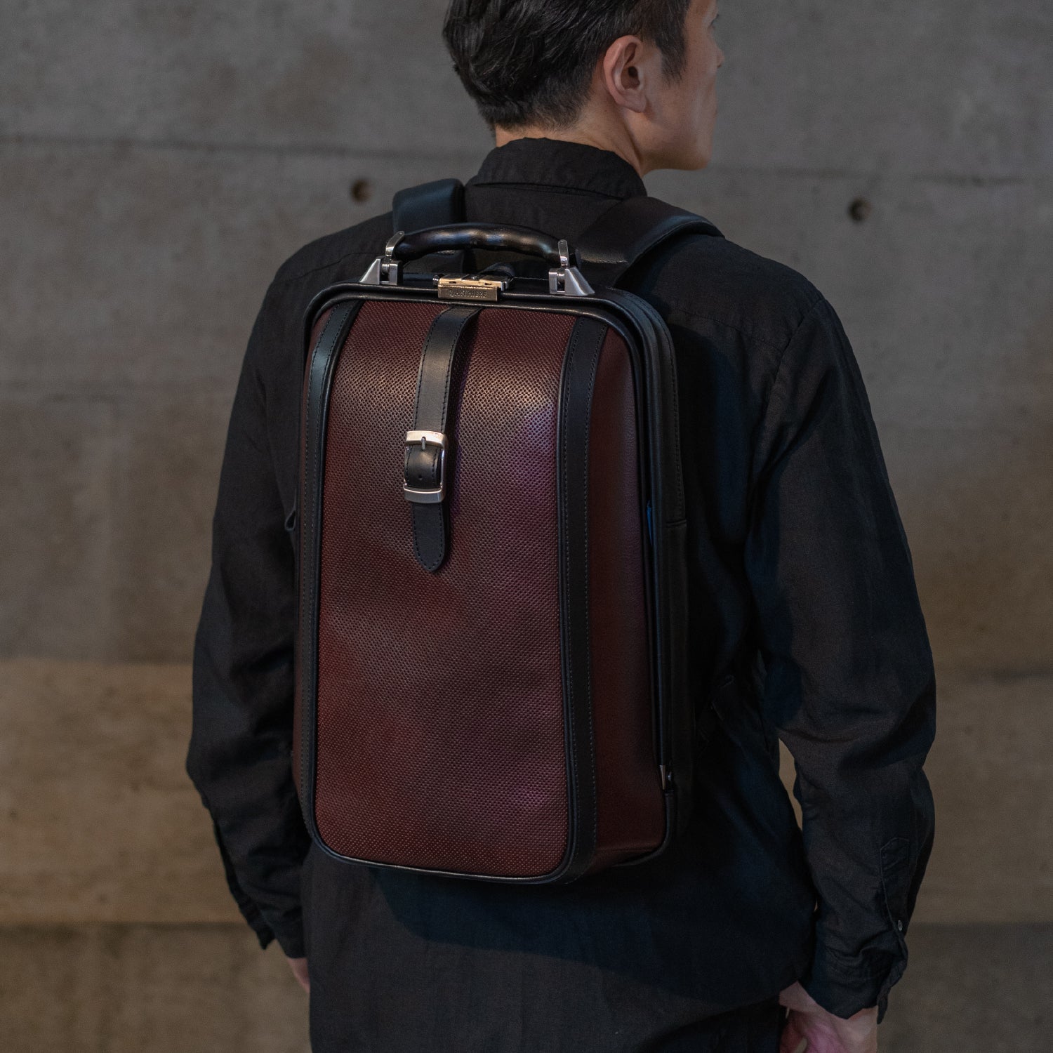 【NEW】New Dulles Leather F6 ワイン