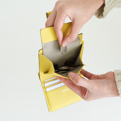 【Popular No.1 / Bicolor】noble Bi-fold Wallet