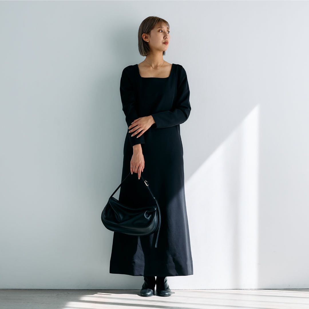 【人気／本革】SSENT ショルダーバッグ