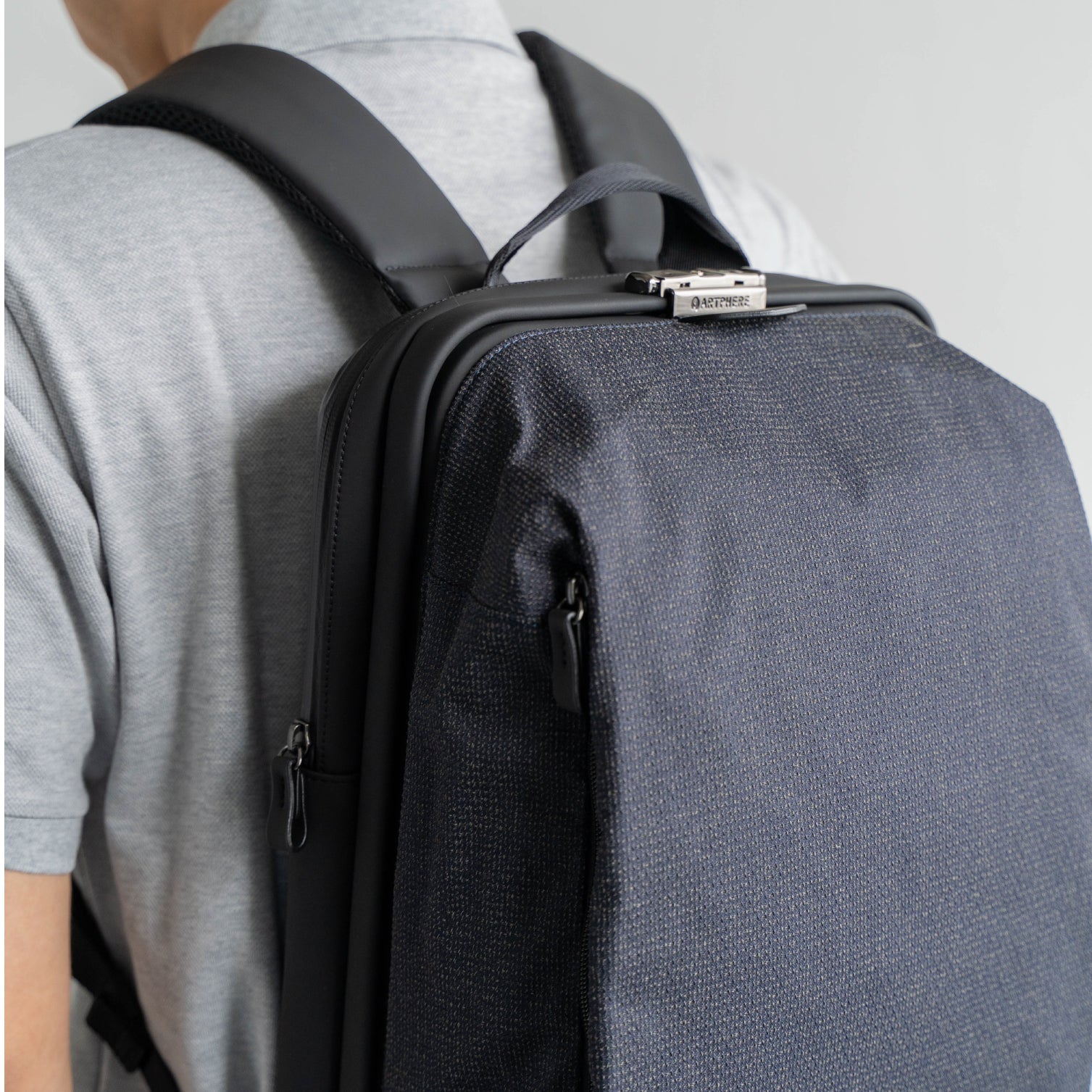 [NEW] Tondo Kevlar Dulles Backpack Black