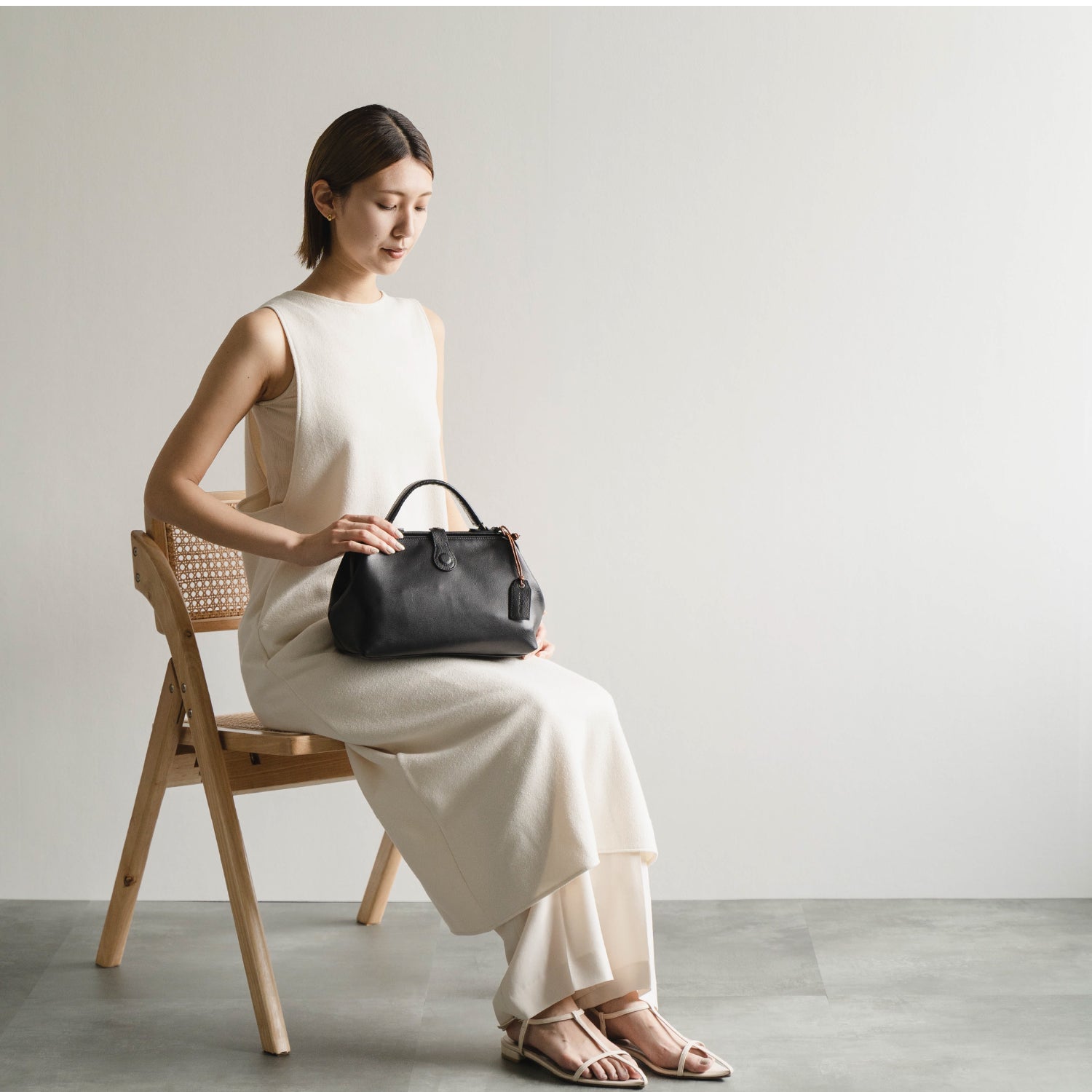 Atelier nuu |  parcel ミニダレス　ブラック<直営店限定カラー> - Atelier nuu