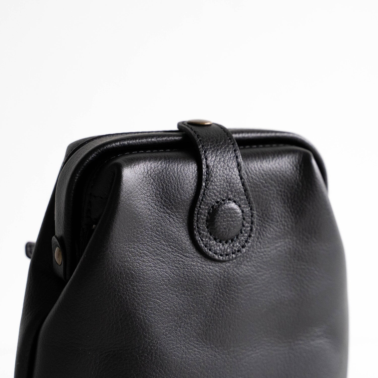 parcel ダレスポシェット　ブラック - Atelier nuu
