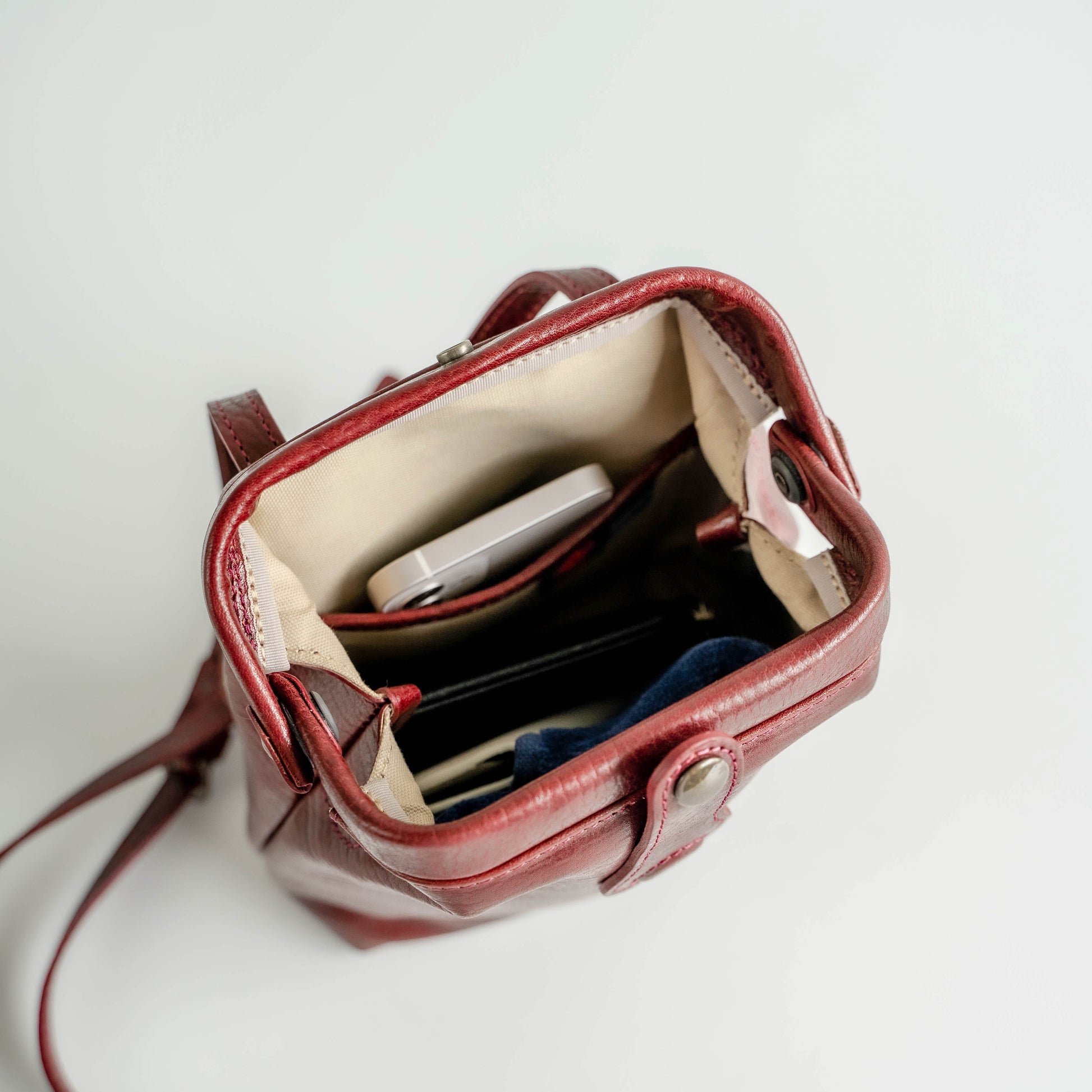 Atelier nuu｜parcel Lezza botanica vino ダレスポシェット ワイン - Atelier nuu
