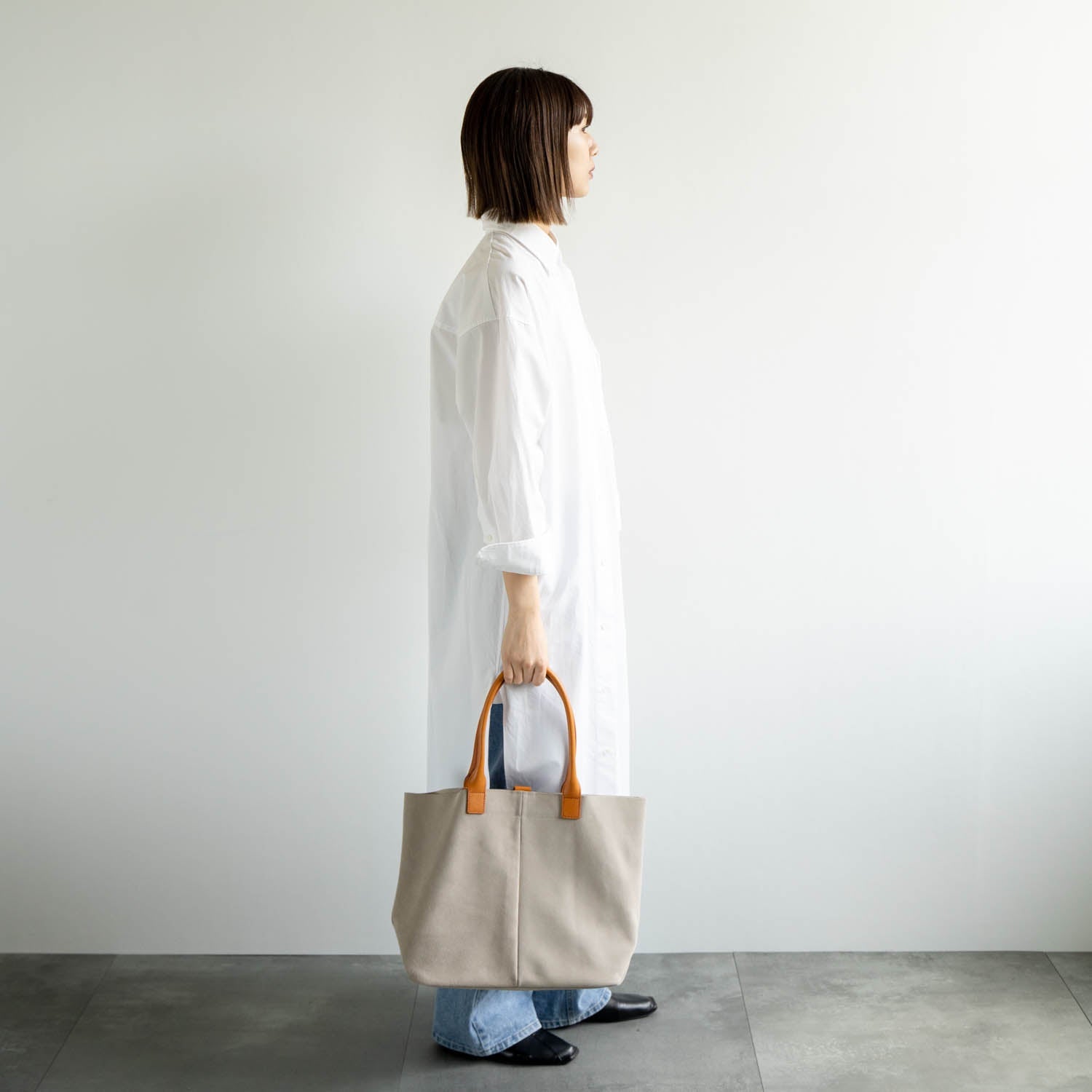 Atelier nuu velour tote certified by Toyooka Kago Unisex suede tote bag
