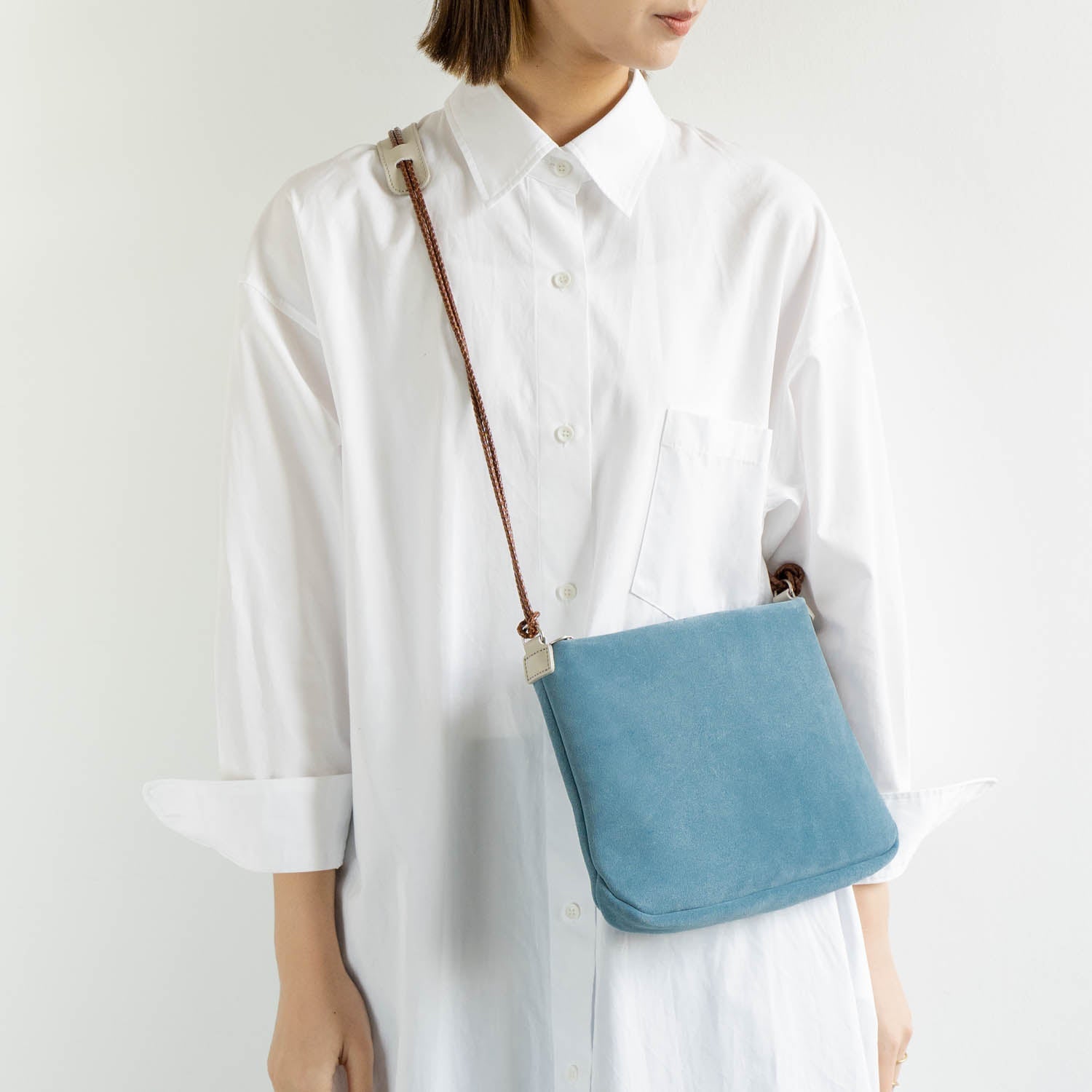 velour サコッシュ　ブルー - Atelier nuu