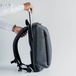 Tondo Dulles backpack black