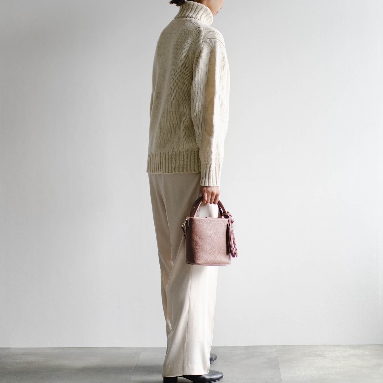 Atelier nuu |  loop ミニバケット　ピンクベージュ - Atelier nuu