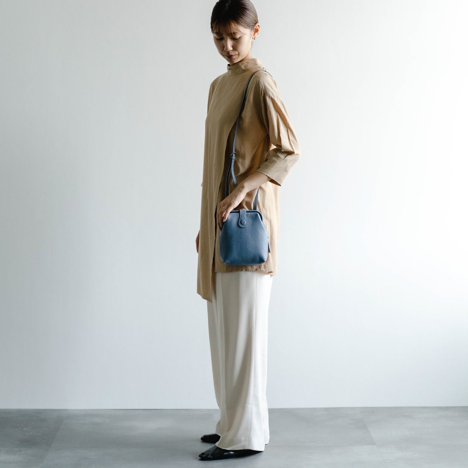 Atelier nuu |  parcel mist ダレスポシェット　スカイブルー - Atelier nuu