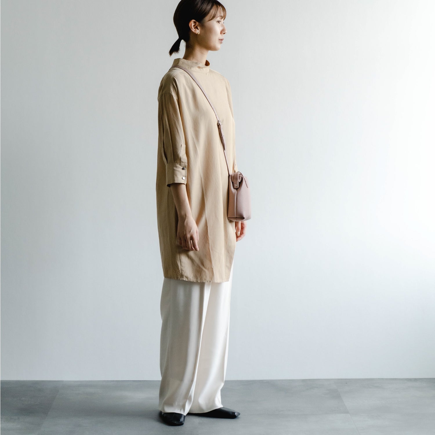 Atelier nuu |  parcel mist ダレスポシェット　ピンクベージュ - Atelier nuu